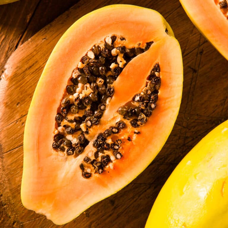 How to Tell if a Papaya is Ripe