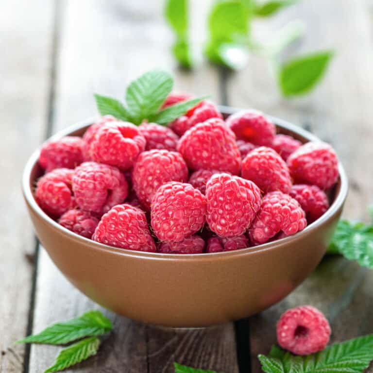 How to Tell if Raspberries Are Ripe